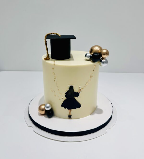 Graduation Cake - Image 2
