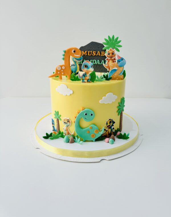 Dinosaur cake - Image 2