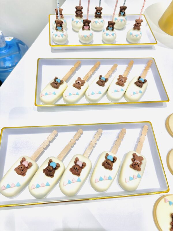 Baby shower theme cake - Image 2