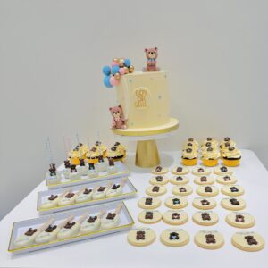 Baby shower theme cake